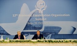 Президент Ильхам Алиев: Сегодня  все страны-члены ОЭС играют важную роль в своих регионах (ФОТО)