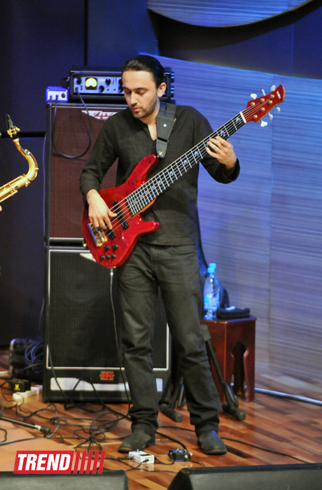 В Баку состоялось открытие международного джаз-фестиваля 2012 (фотосессия)