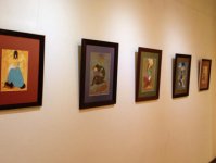 В Баку открылась выставка "Сказки Пери" (фотоcсессия)