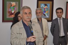 В Баку открылась выставка "Сказки Пери" (фотоcсессия)