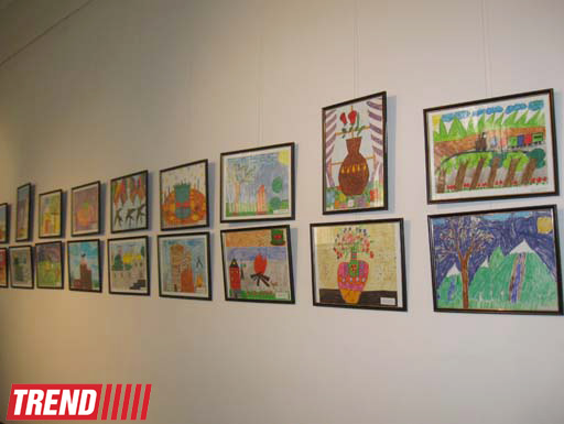 В Баку открылась выставка одного из первых дикторов АzTV Сары Манафовой: "Она была очень красивой женщиной" (фотосессия)