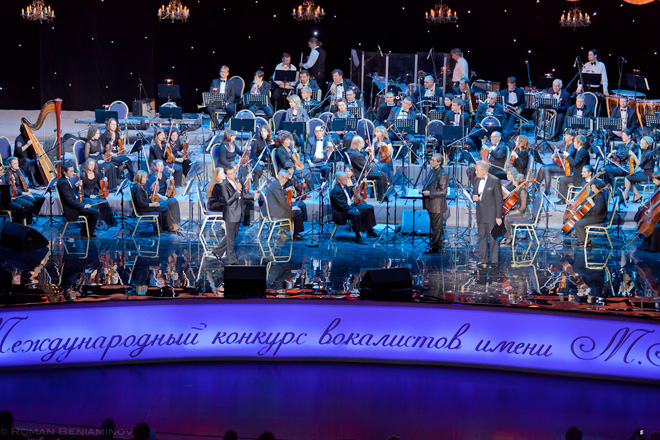 EMIN выступил на II Международном конкурсе вокалистов им. Муслима Магомаева (видео-фото)