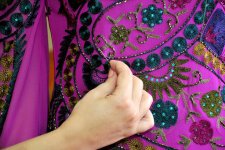 Фахрия Халафова создает платье, олицетворяющее новый аромат (фотосессия)