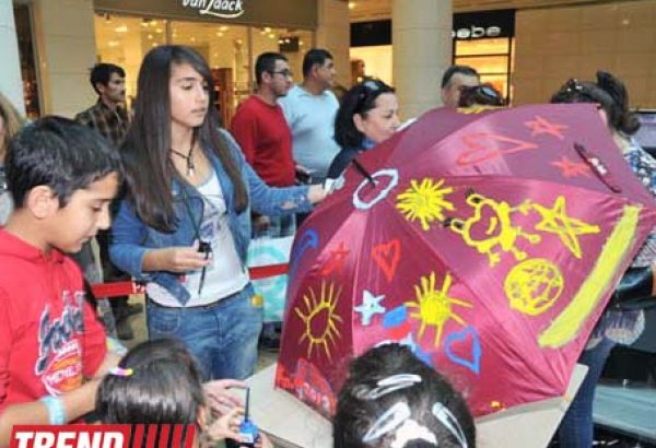 В Баку состоялось детское шоу, которое войдет в Книгу рекордов Гиннеса (фотосессия)