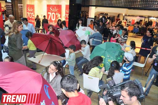 В Баку состоялось детское шоу, которое войдет в Книгу рекордов Гиннеса (фотосессия)