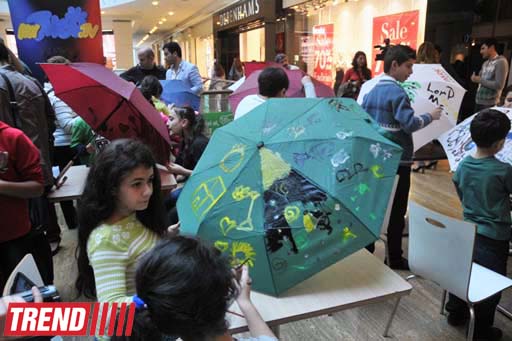 В Баку состоялось детское шоу, которое войдет в Книгу рекордов Гиннеса (фотосессия)