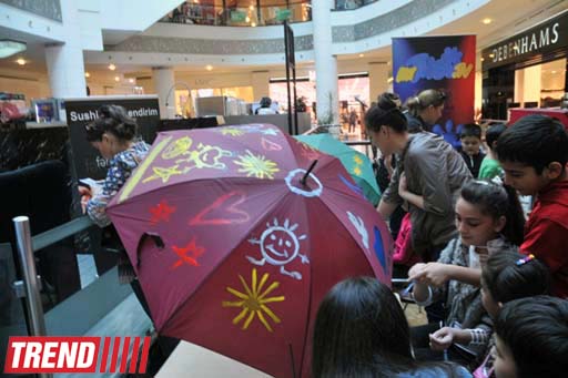 В Баку состоялось детское шоу, которое войдет в Книгу рекордов Гиннеса (фотосессия)