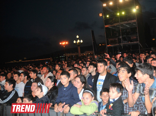 Гёйчек Фатма и Чернильный Тео представили Kickoff Show в Баку - City Challenge  (фотосессия)