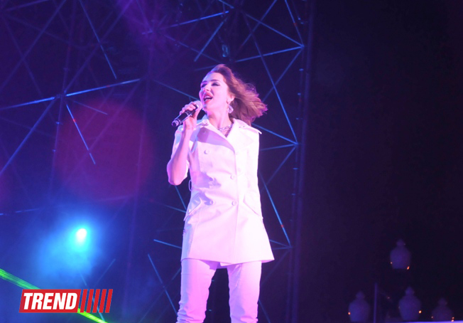 Азербайджанские звезды зажгли на концерте, посвященном  City Challenge Baku-2012 (фотосессия)