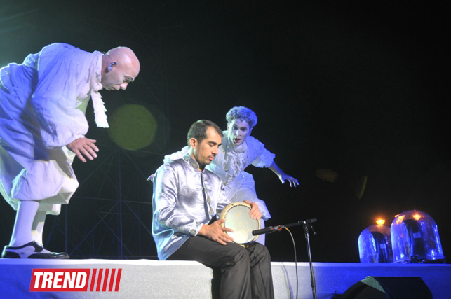 В Баку состоялось фантастическое шоу CoGo The Urban Artistic Show (фотосессия)