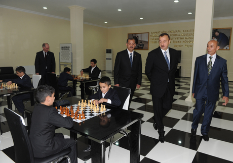 Президент Ильхам Алиев принял участие в открытии Имишлинской шахматной школы (ФОТО)