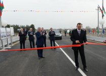 Ильхам Алиев принял участие в открытии после реконструкции моста над рекой Араз (ФОТО)