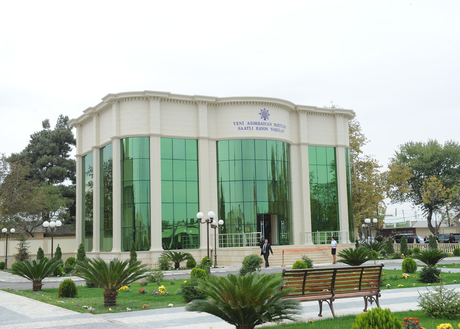 Ильхам Алиев принял участие в открытии здания Саатлинской районной организации правящей партии (ФОТО)