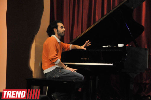 В Баку состоялся праздничный вечер Comedy.AZ (фотосессия)