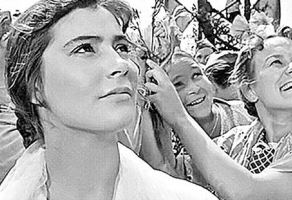 В Баку отметили юбилей фильма "Летят журавли"