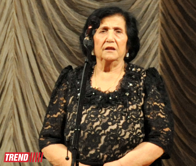 В Баку состоялось торжественное мероприятие, посвященное юбилею Халила Рзы Улутюрка (фотосессия)