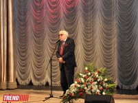 В Баку состоялось торжественное мероприятие, посвященное юбилею Халила Рзы Улутюрка (фотосессия)