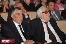 В Баку состоялось торжественное мероприятие, посвященное юбилею Халила Рзы Улутюрка (фотосессия)