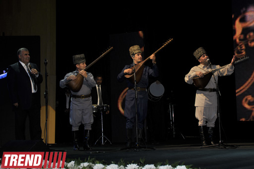 Мелекханум Эйюбова представила юбилейный концерт "Ангел, спустившийся с небес"  (фотосессия)