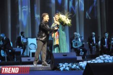 Мелекханум Эйюбова представила юбилейный концерт "Ангел, спустившийся с небес"  (фотосессия)