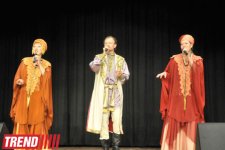 В Баку представлен концерт ансамбля "Русские диковинки", или  Boney M по-русски (фотосессия)