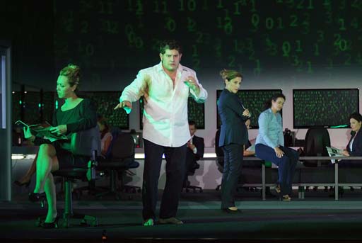 Авяз Абдуллаев с успехом выступил во Франции (фотосессия)