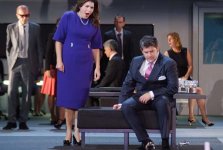 Авяз Абдуллаев с успехом выступил во Франции (фотосессия)