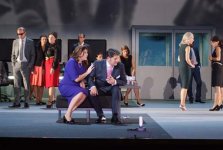 Авяз Абдуллаев с успехом выступил во Франции (фотосессия)