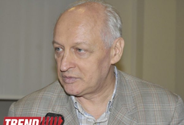 Мы близки Азербайджану душой! -  руководитель ансамбля "Русские диковинки" Валерий Ворона (фото)