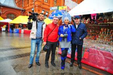 Земфира Адыгезалова и "Клип-парад" в дождливой Москве (фотосессия)