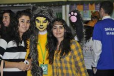 В Баку состоялся эко-маскарад, посвященный "Зеленому фестивалю 2012" (фотосессия)