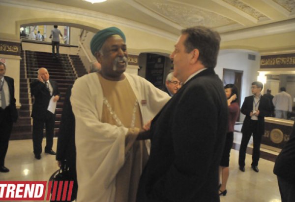 В Баку открылась II Международная театральная конференция (фотосессия)