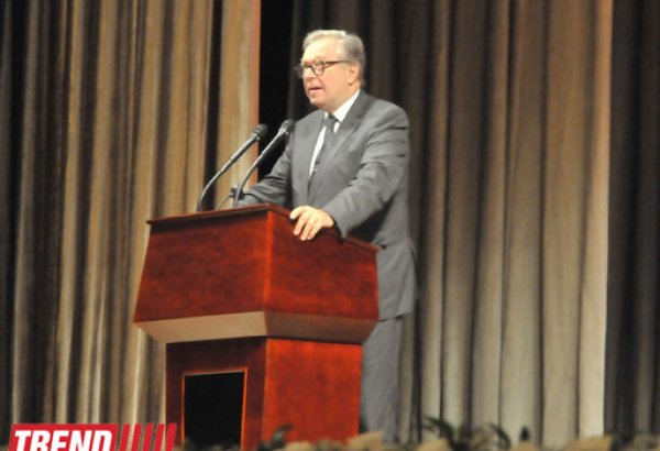 Театр должен привносить смысл в жизнь - Кшиштоф Занусси (фото)