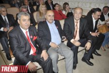 Баку - мой дом - директор Международного института театра (фото)