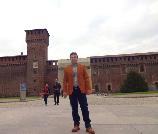 Рафаэль Гаджиев совершил первое гастрольное турне по Европе (фотосессия)