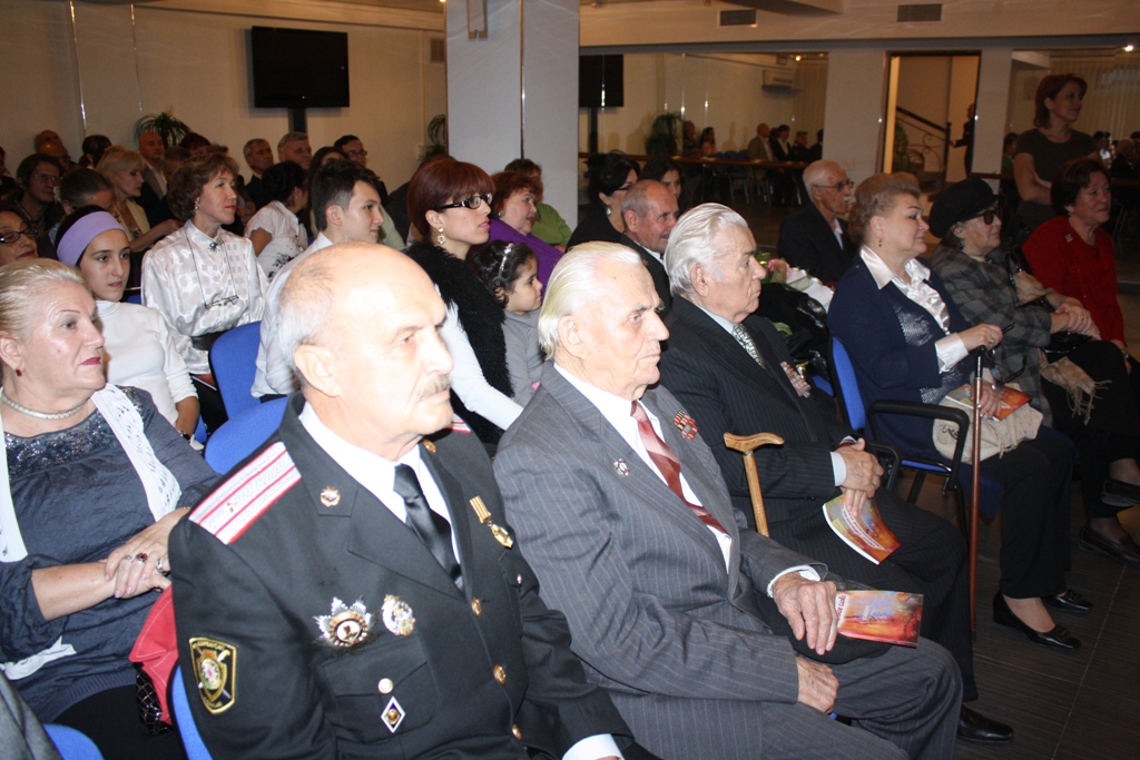 В Баку состоялась презентация книги Валентины Эфендиевой (фото)