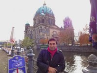 Рафаэль Гаджиев совершил первое гастрольное турне по Европе (фотосессия)