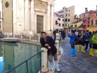 Рафаэль Гаджиев совершил первое гастрольное турне по Европе (фотосессия)