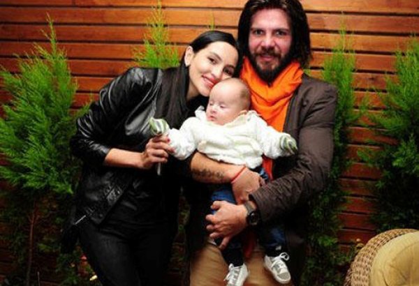 Модель Гюнай Мусаева вместе с сыном приняла участие в съемках турецкого сериала (фото)