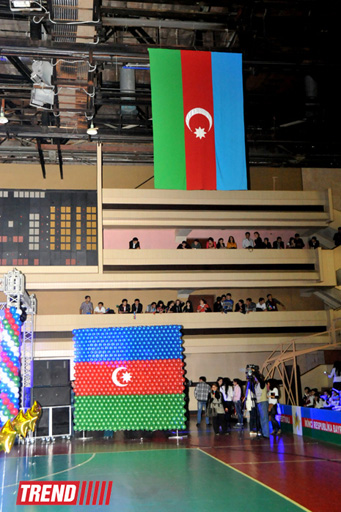 Фестиваль в Баку, посвященный Дню государственного флага (фотосессия)