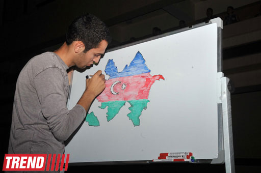 Фестиваль в Баку, посвященный Дню государственного флага (фотосессия)