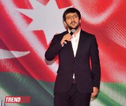 Фестиваль в Баку, посвященный Дню государственного флага (фотосессия)