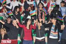 Фестиваль в Баку, посвященный Дню государственного флага (фотосессия)