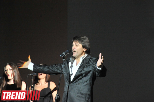 Сархан Сархан отметил юбилей в Баку и спел с Поладом Бюльбюльоглу (фото)