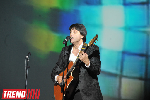 Сархан Сархан отметил юбилей в Баку и спел с Поладом Бюльбюльоглу (фото)