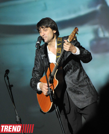 Сархан Сархан отметил юбилей в Баку и спел с Поладом Бюльбюльоглу (фото)