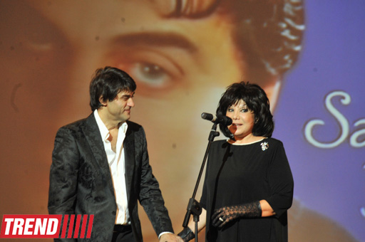 Сархан Сархан отметил юбилей в Баку и спел с Поладом Бюльбюльоглу (фото)