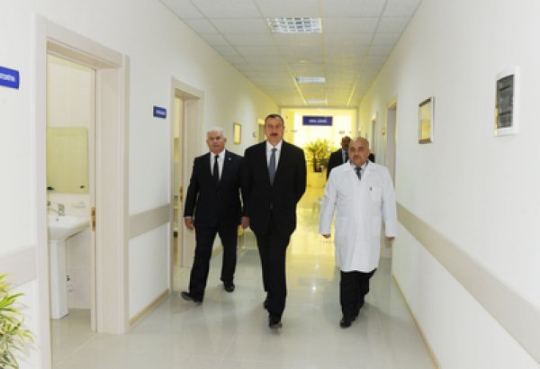 Президент Ильхам Алиев принял участие в открытии городской поликлиники номер 14 в бакинском поселке Ахмедлы (ФОТО)
