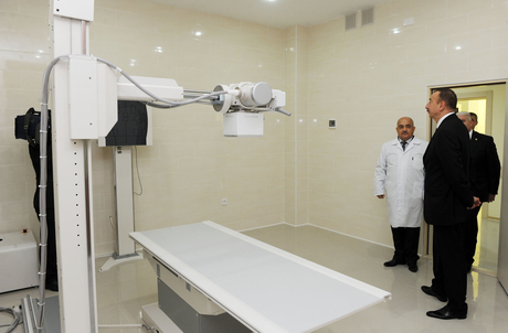 Президент Ильхам Алиев принял участие в открытии городской поликлиники номер 14 в бакинском поселке Ахмедлы (ФОТО)