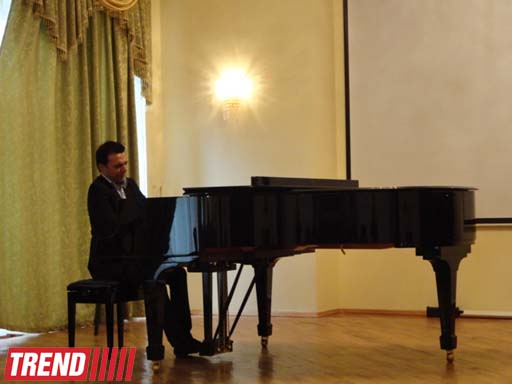 В Баку прошел вечер памяти Тофика Гулиева (фото)